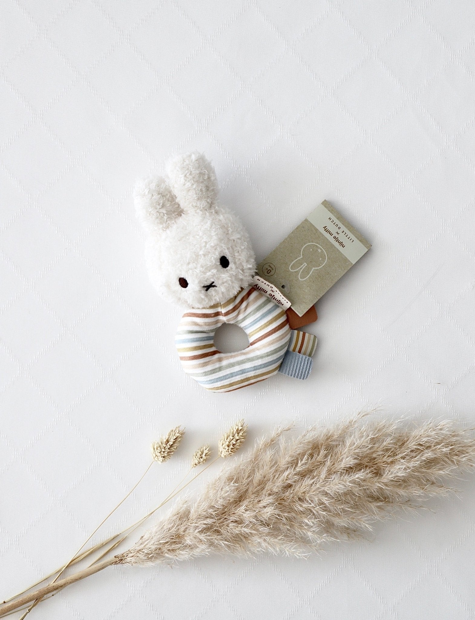 Ringrassel Miffy Streifenmuster - OYKAMI in a box