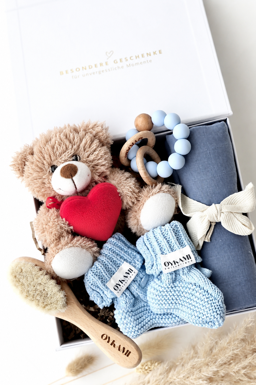 Baby Geschenkbox "Bruno" Blau - Bär mit Herz