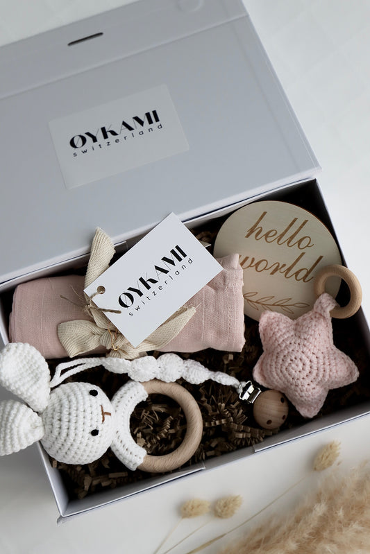 Baby Geschenkbox Mädchen Rosa "Estland" mit Hase