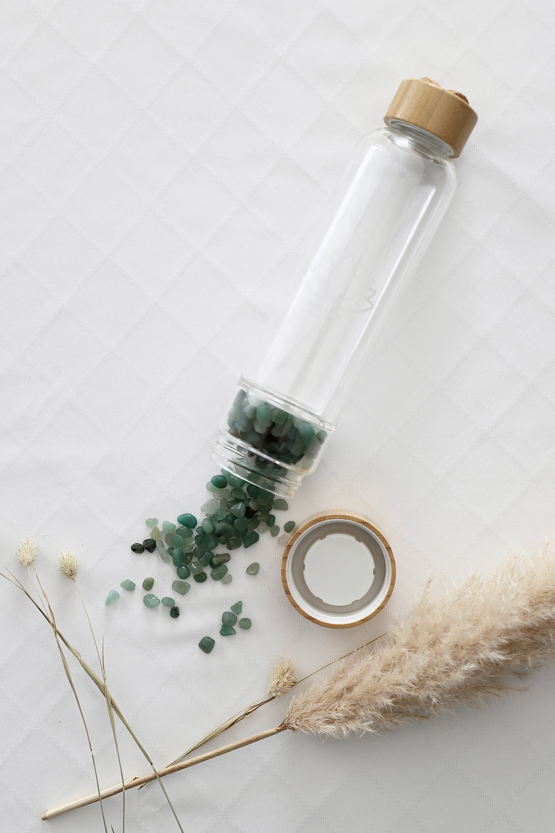Geschenkset Wasserflasche mit Steinen - Aventurin