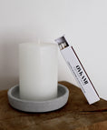 Load image into Gallery viewer, Candle and match gift set Desert White 
