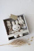 Bild in Galerie-Betrachter laden, Baby Geschenkbox Miffy little Flowers
