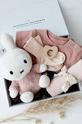 Bild in Galerie-Betrachter laden, Baby Geschenkbox 1 - Miffy Rosa
