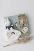Load image into Gallery viewer, Baby Erinnerungsbox Blau - Miffy Kuscheltuch

