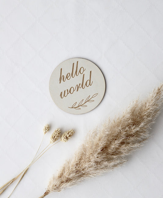 Holzplaquette Hello World