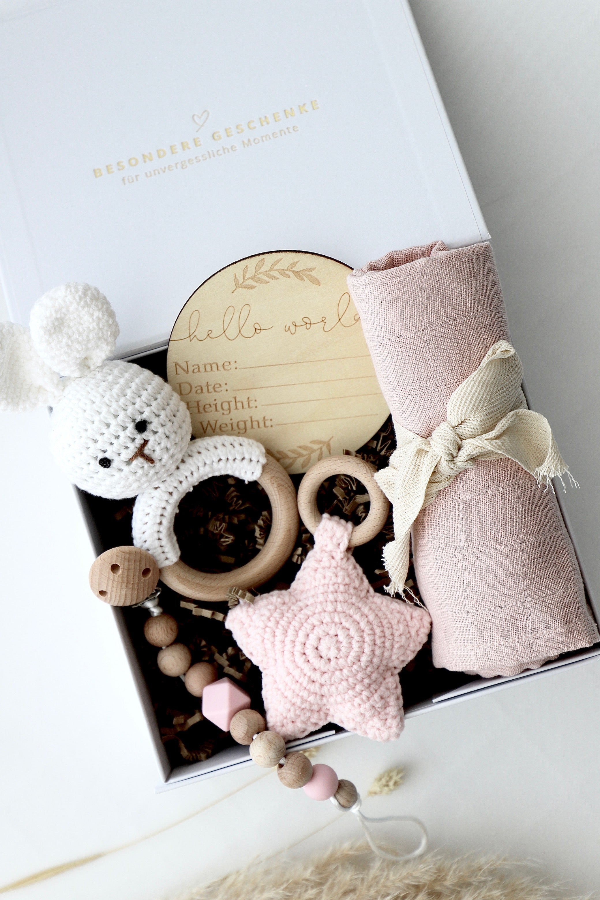 Baby Geschenkbox Mädchen Rosa "Estland" mit Hase