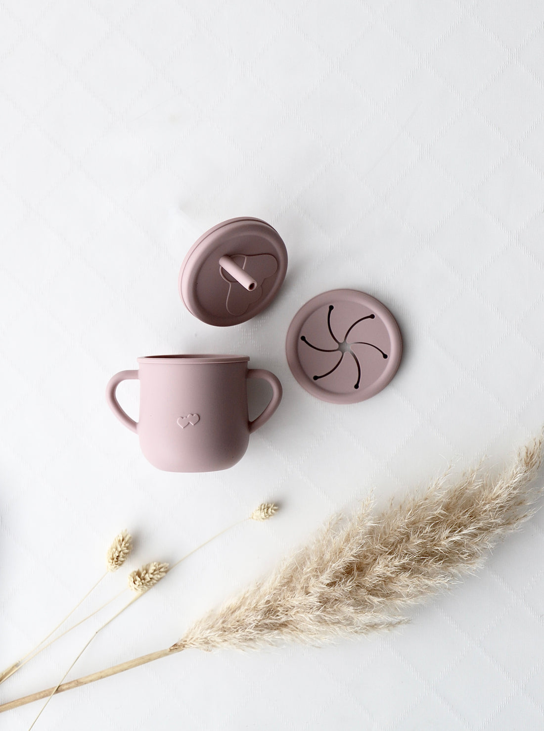 Trink- und Snackbecher mit Deckeln rosa