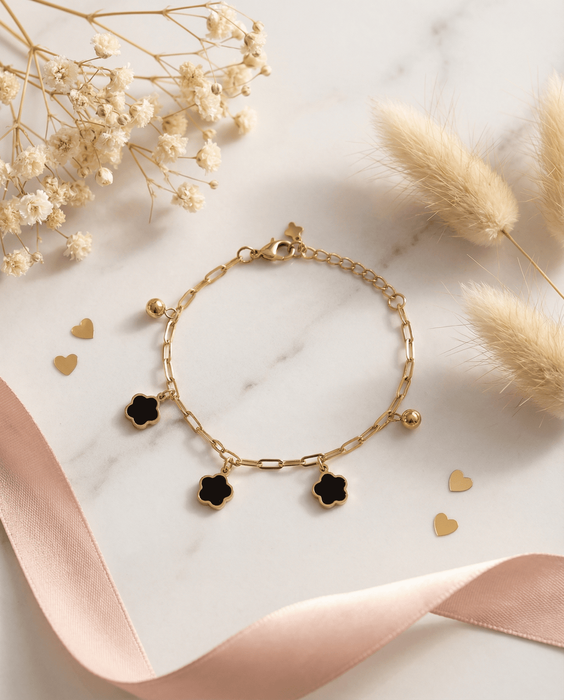 AMOÉ Clover Charm Armband - OYKAMI in a box