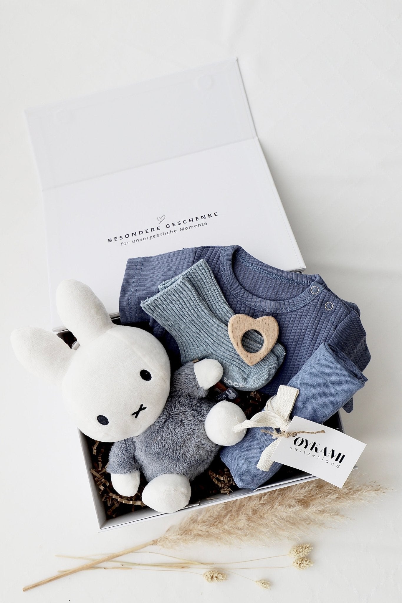 Baby Geschenkbox 1 - Miffy Blau - OYKAMI in a box