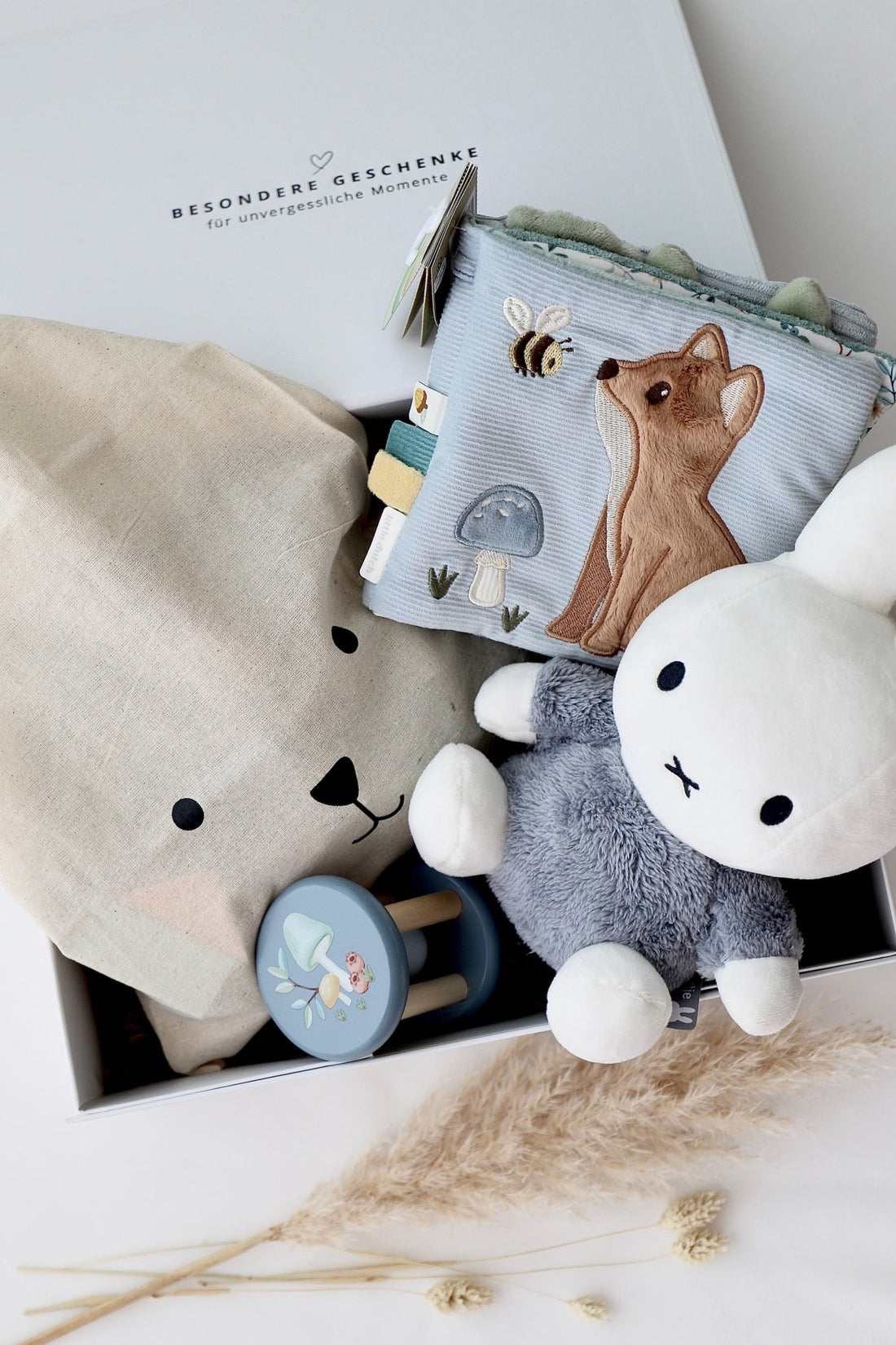 Baby Geschenkbox 4 - Miffy Blau - OYKAMI in a box