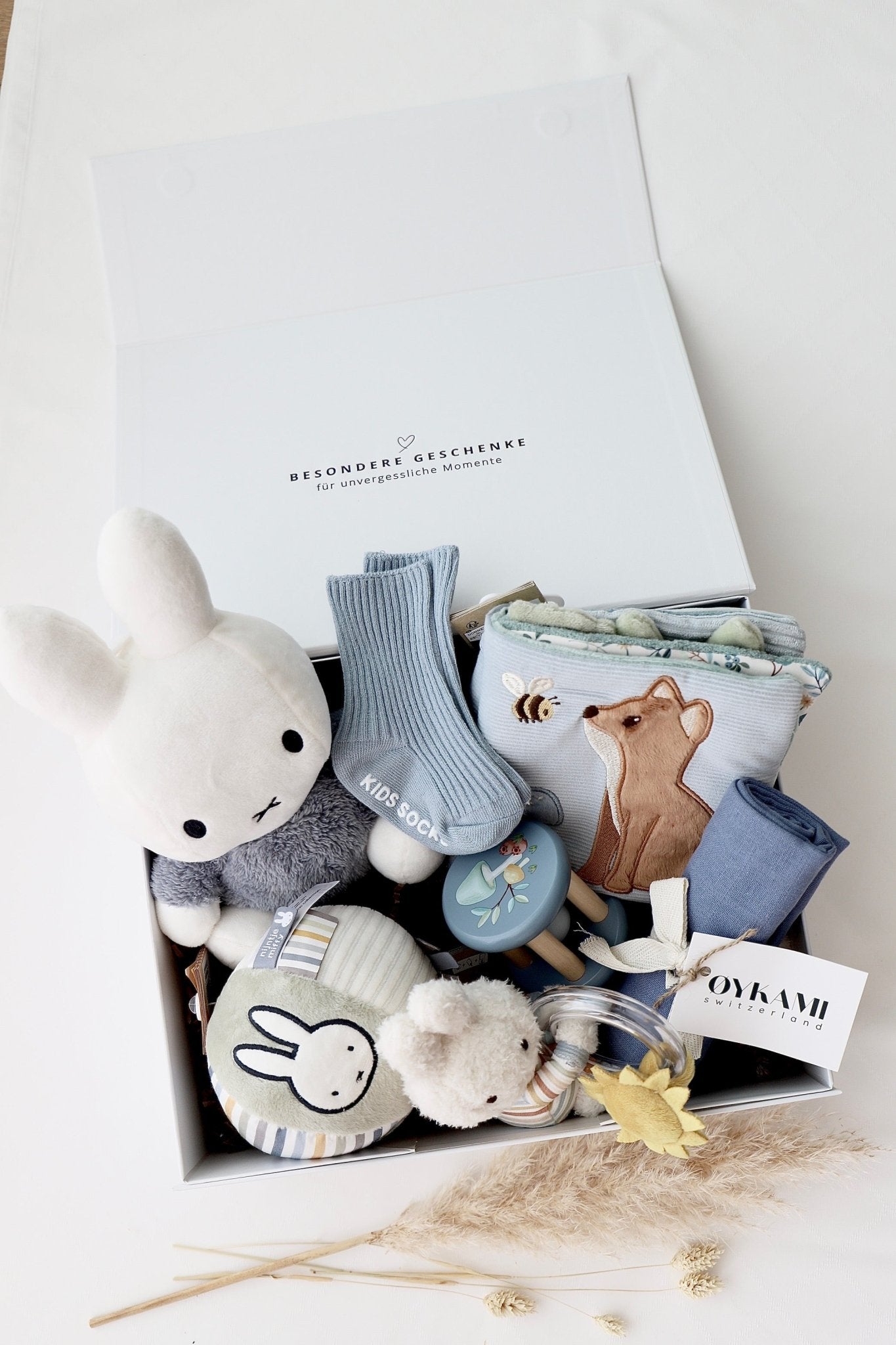 Baby Geschenkbox 6 - Miffy Blau - OYKAMI in a box
