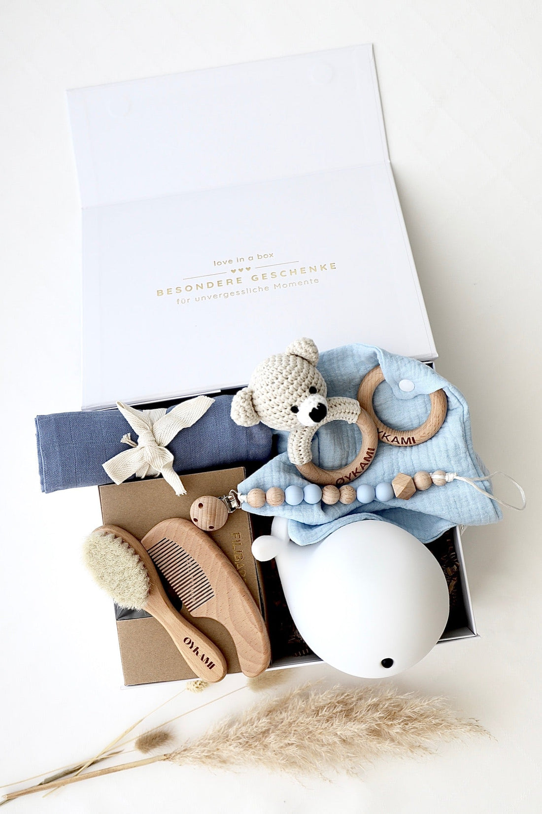 Baby Geschenkbox Blau "Athen" mit Bär - OYKAMI in a box