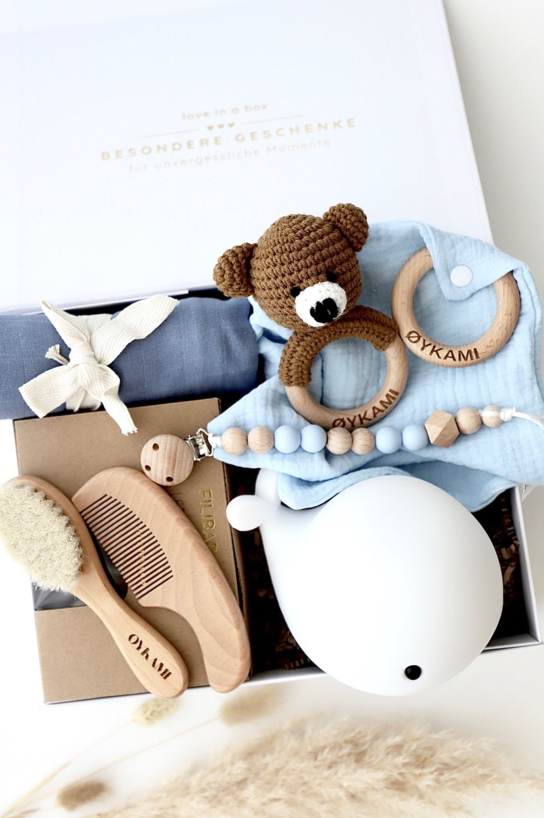 Baby Geschenkbox Blau "Athen" mit Bär - OYKAMI in a box