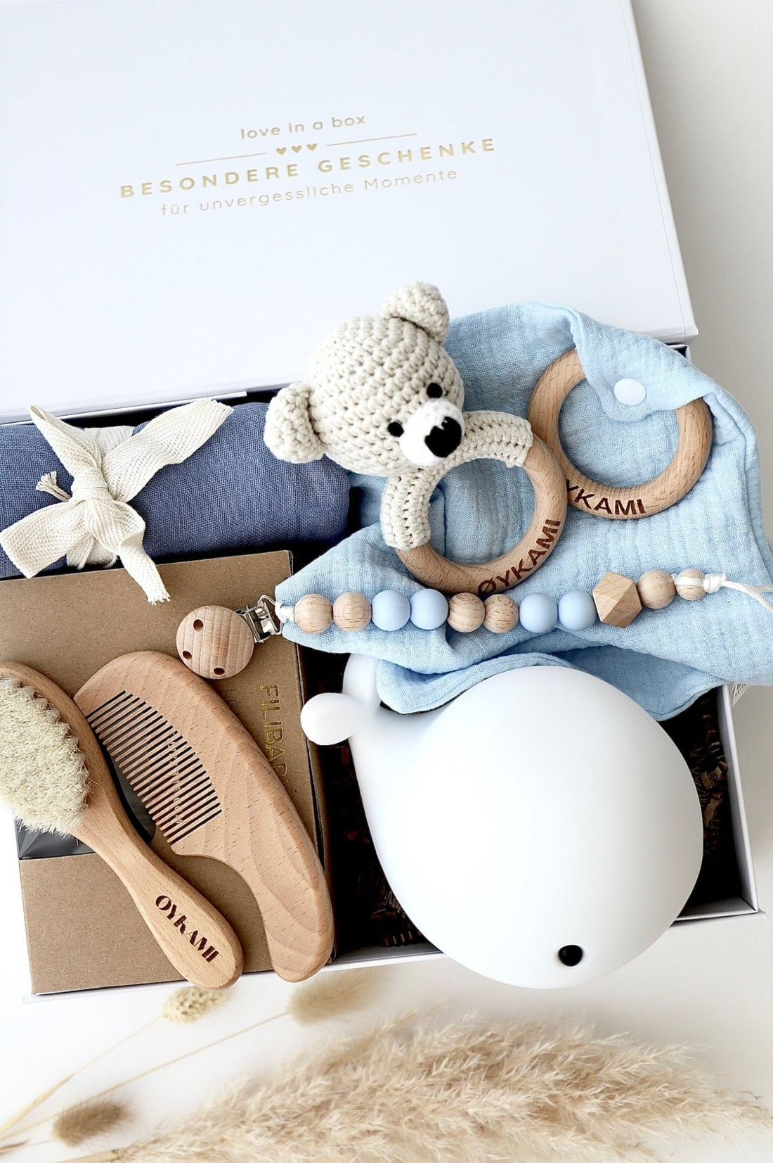 Baby Geschenkbox Blau "Athen" mit Bär - OYKAMI in a box