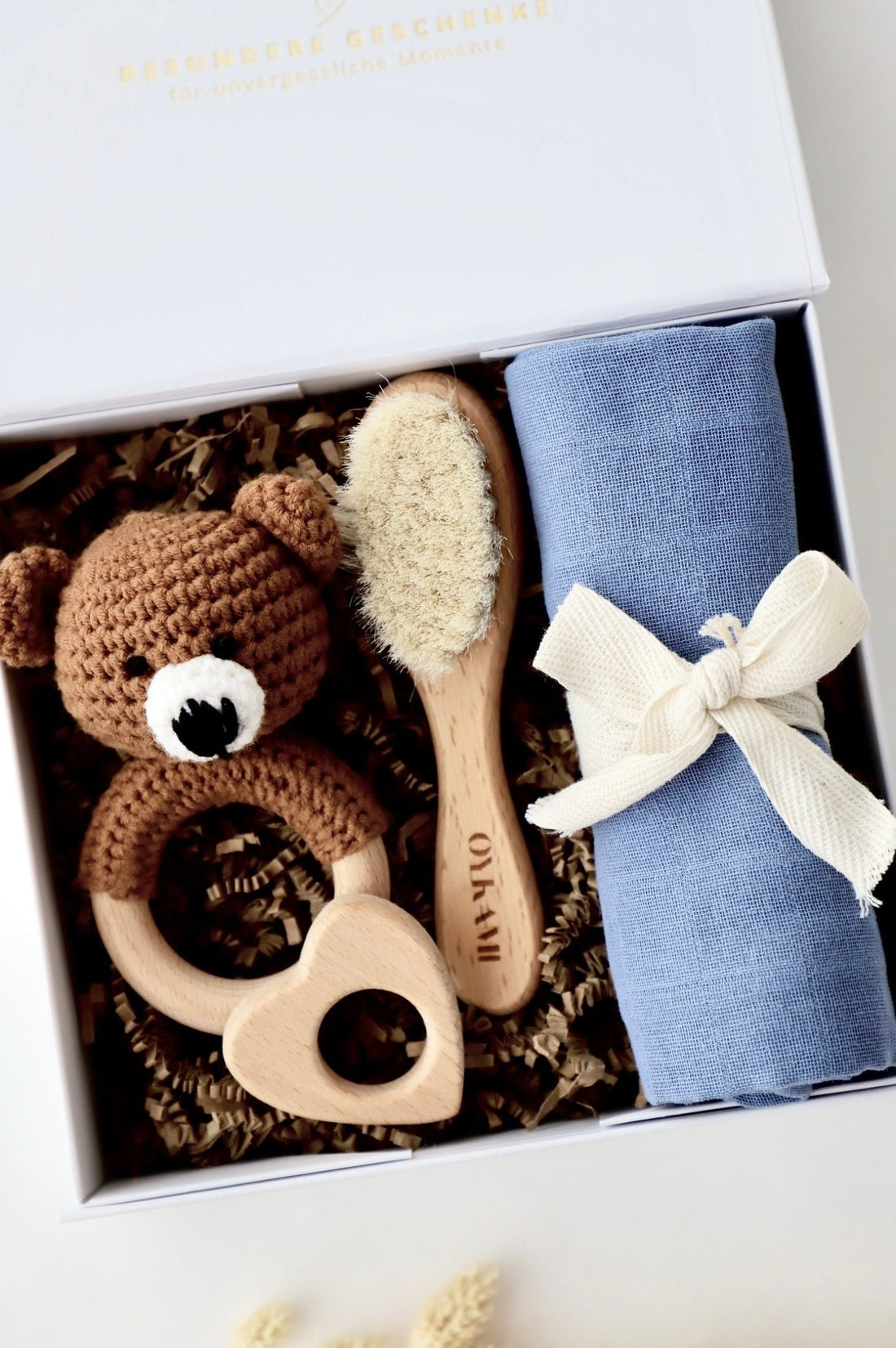 Baby Geschenkbox Blau "Colmar" dunkler Bär - OYKAMI in a box