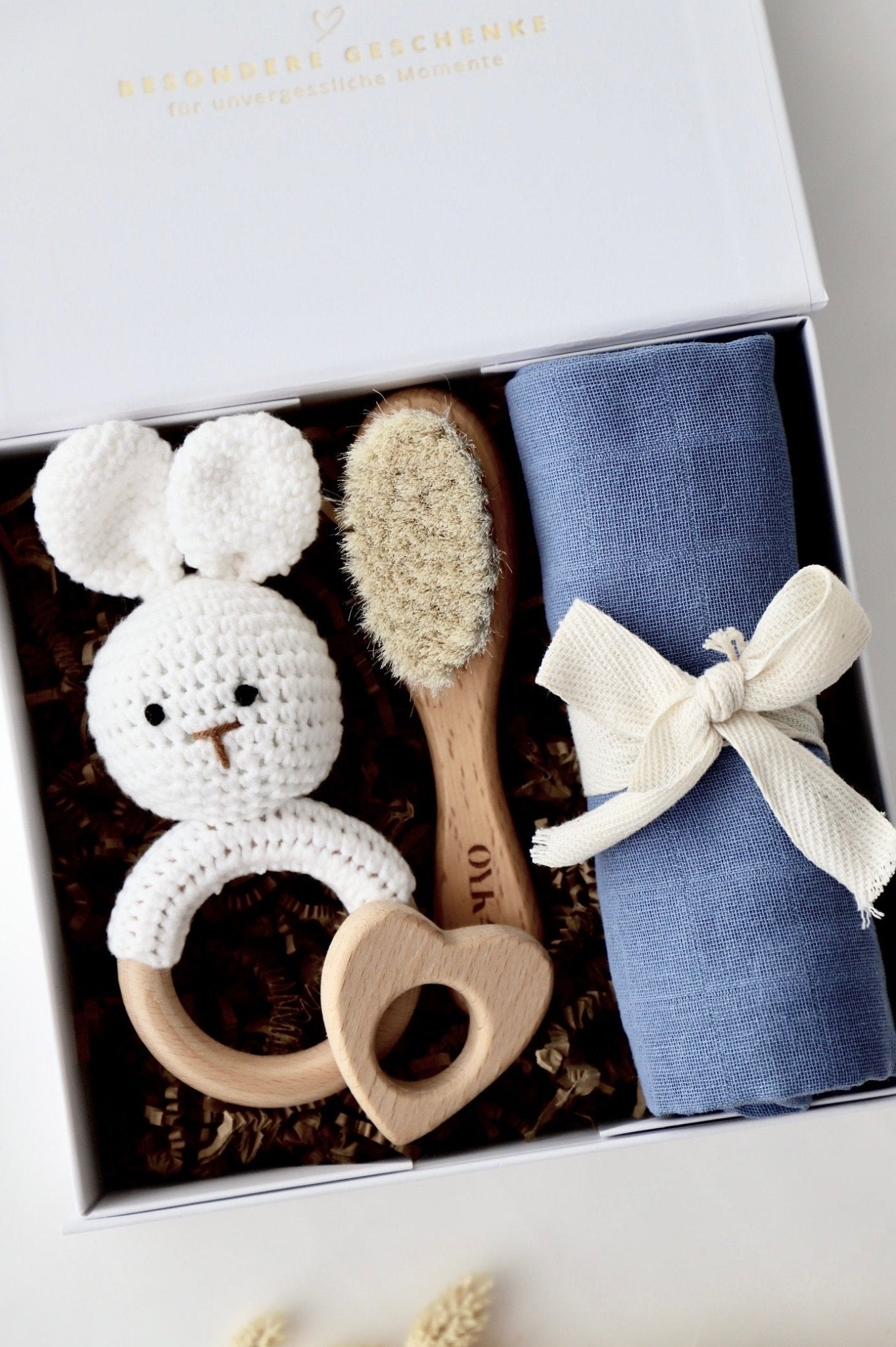 Baby Geschenkbox Blau "Colmar" Hase - OYKAMI in a box