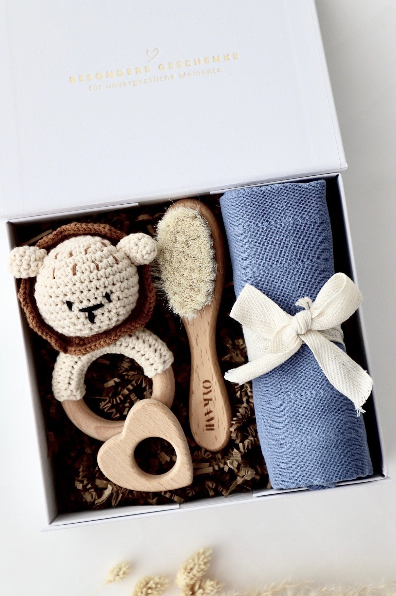 Baby Geschenkbox Blau "Colmar" Löwe - OYKAMI in a box