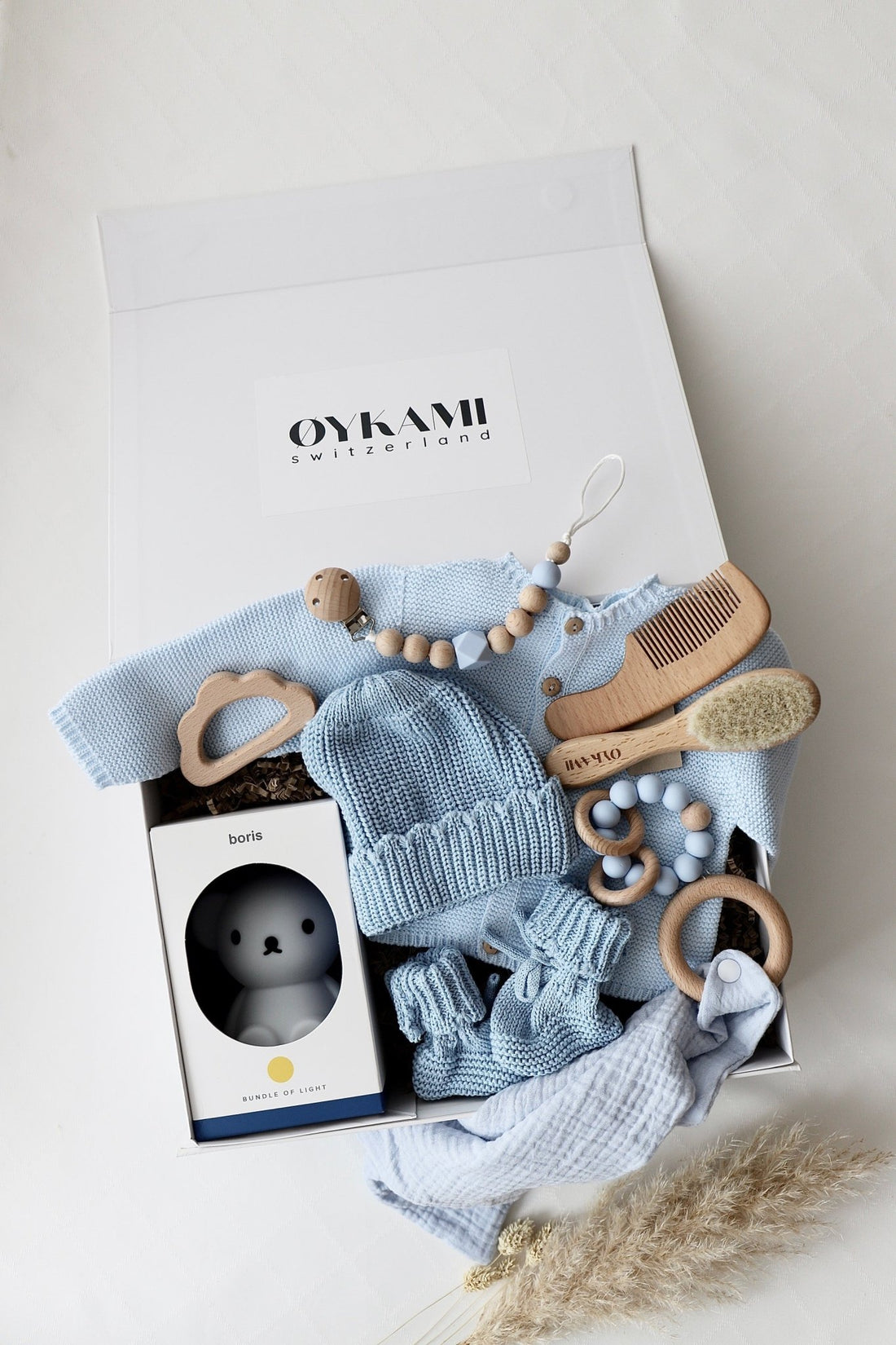 Baby Geschenkbox Blau "Como" Nachtlicht Boris - OYKAMI in a box