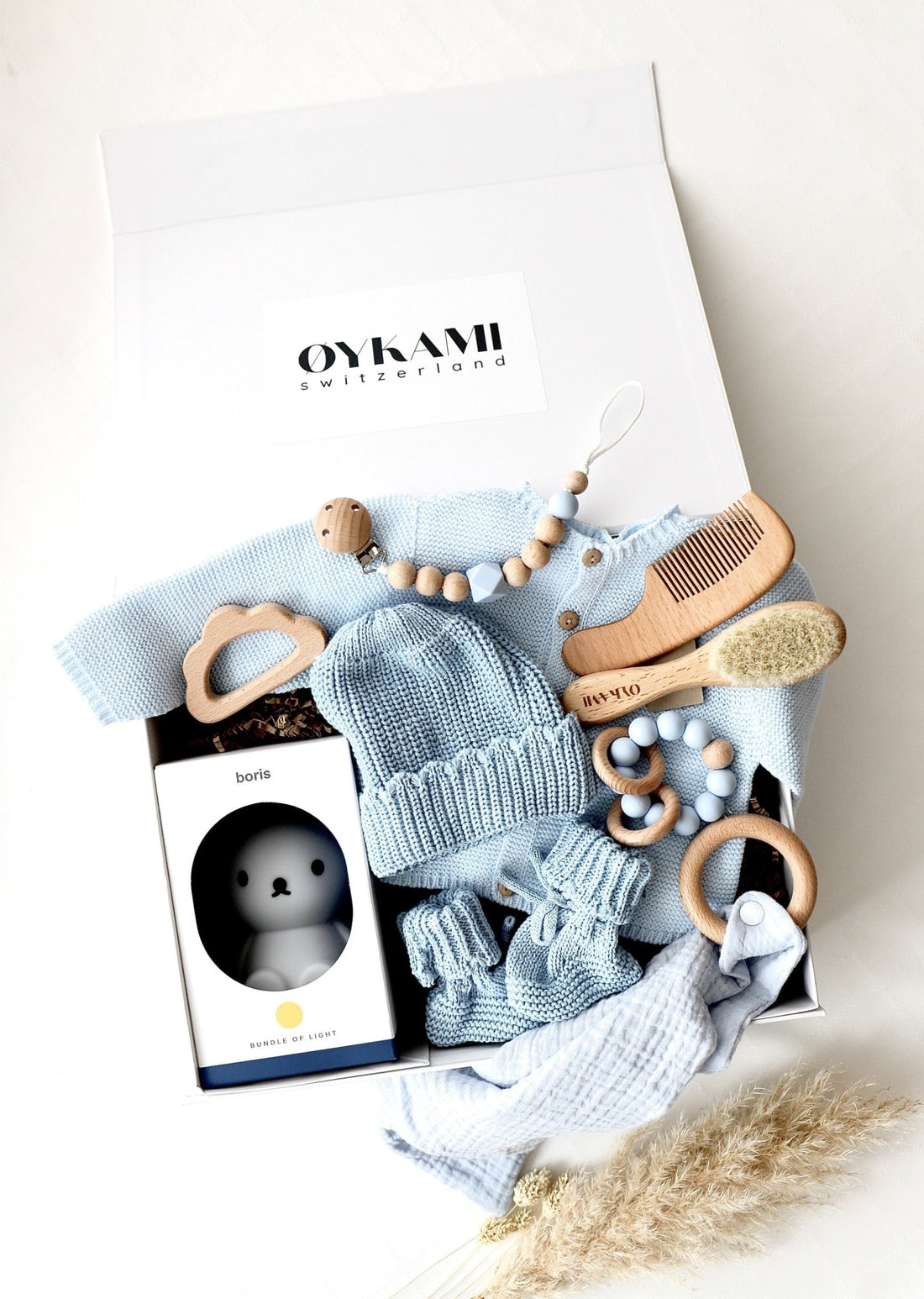 Baby Geschenkbox Blau "Como" Nachtlicht Boris - OYKAMI in a box
