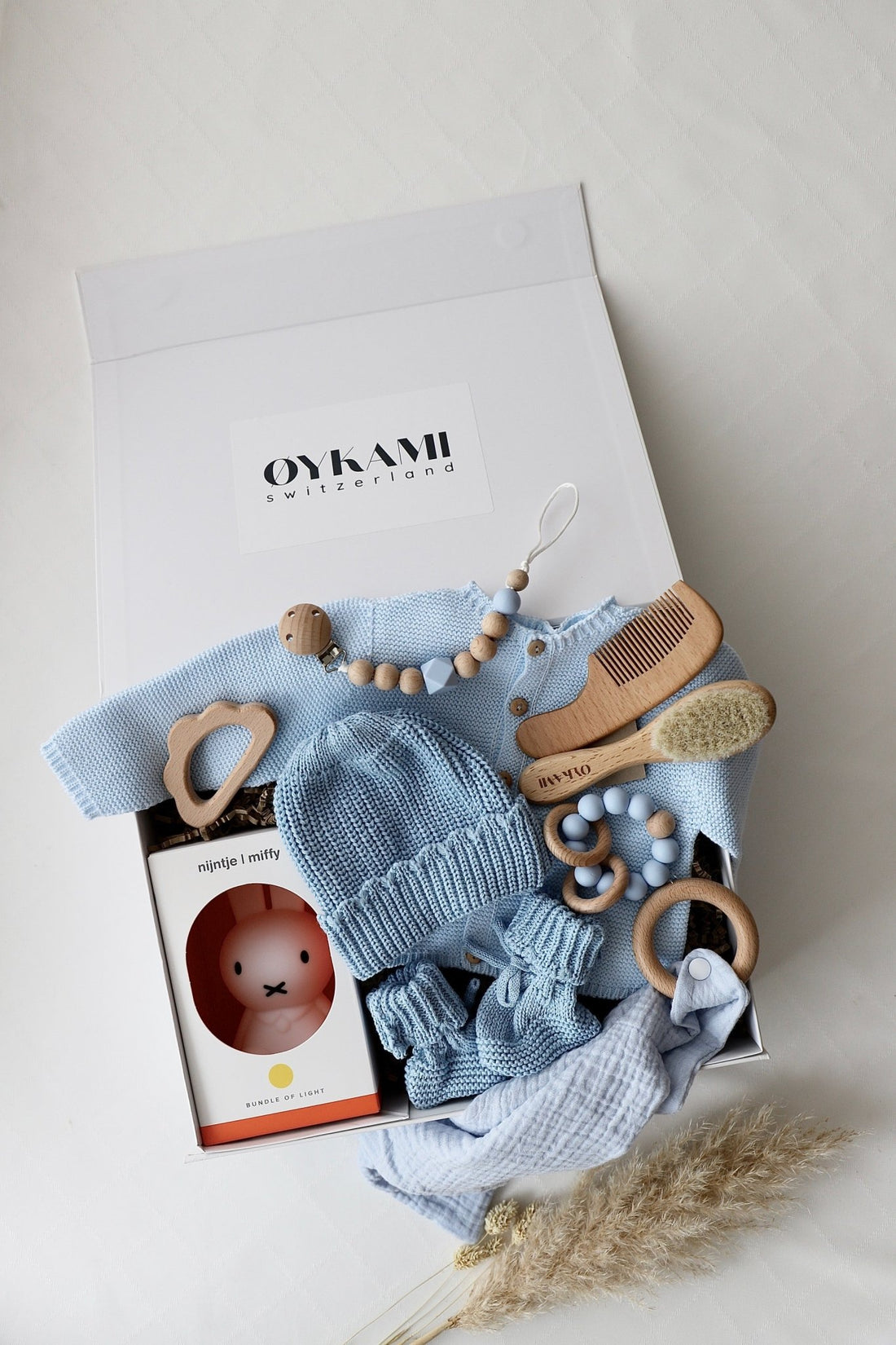 Baby Geschenkbox Blau "Como" Nachtlicht Miffy - OYKAMI in a box