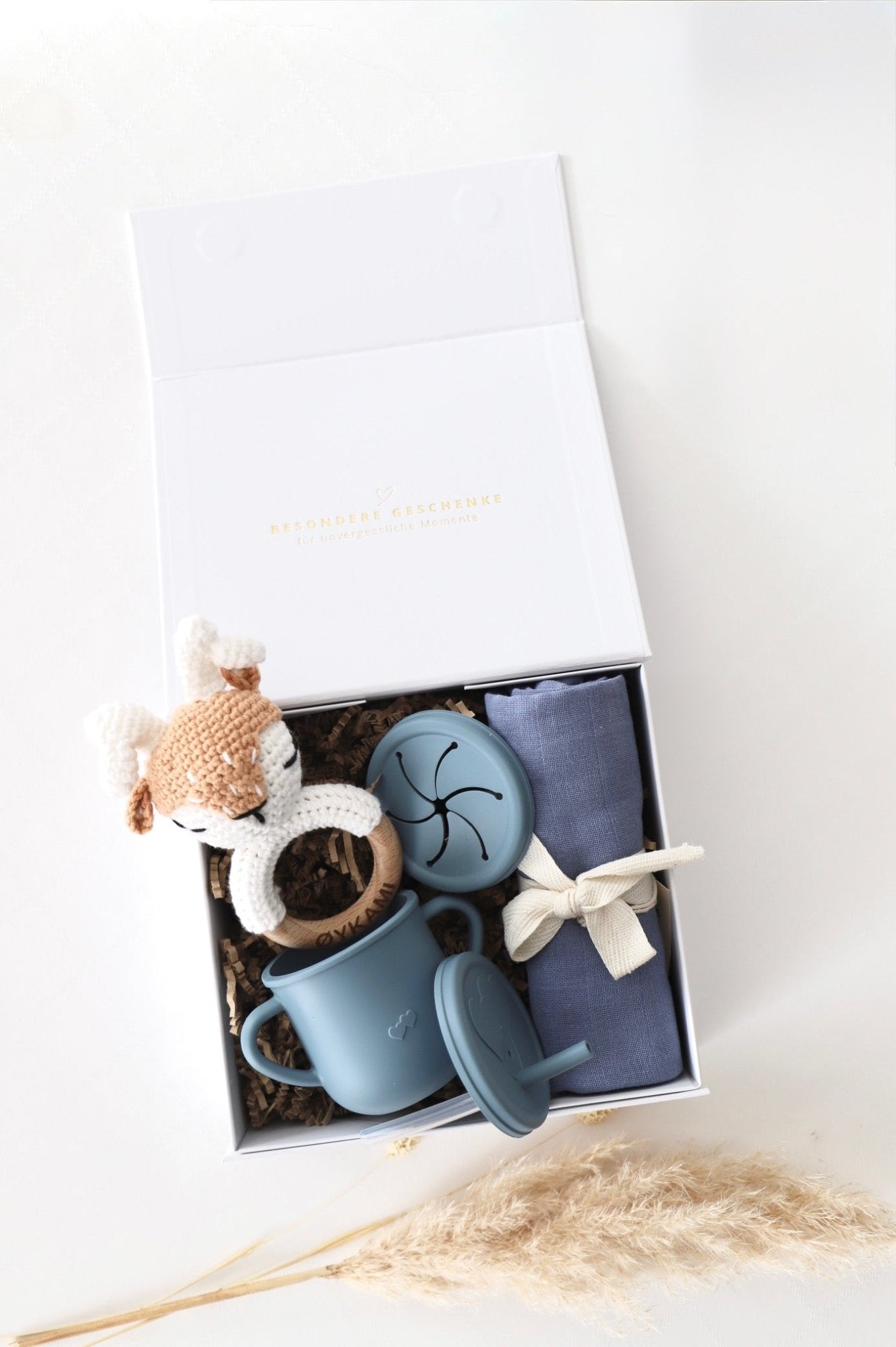 Baby Geschenkbox Blau "Oslo" Elch - OYKAMI in a box