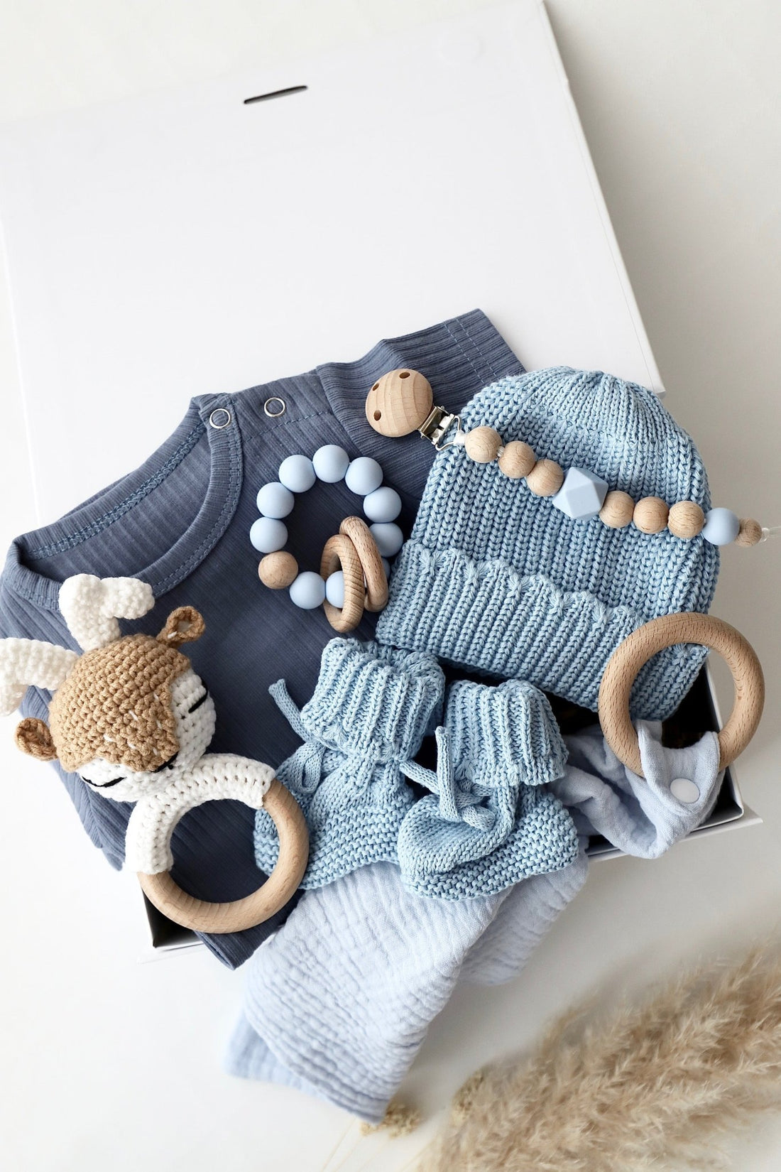 Baby Geschenkbox Blau "Palermo" Hirsch - OYKAMI in a box