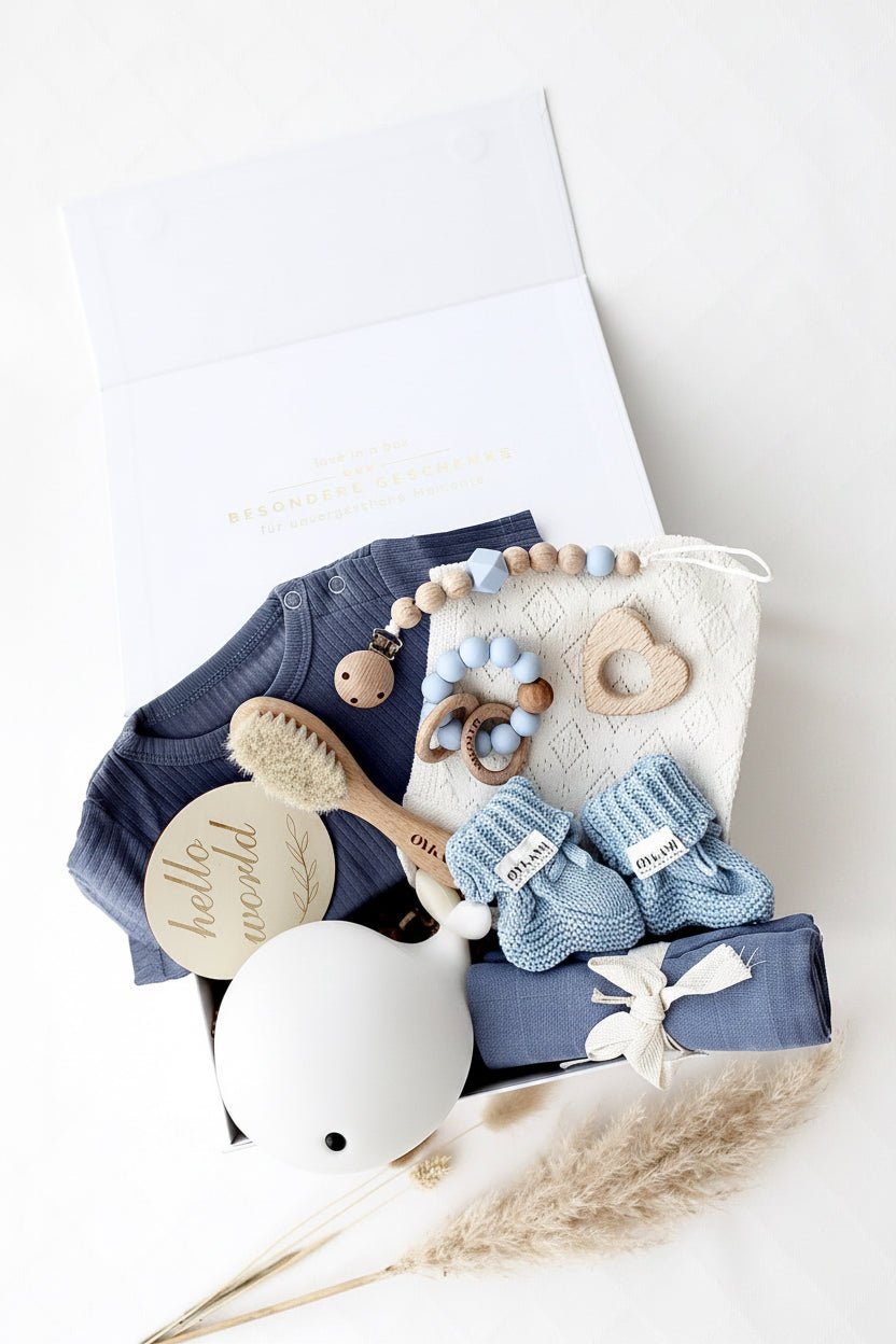 Baby Geschenkbox Blau „Paris“ Wal - OYKAMI in a box