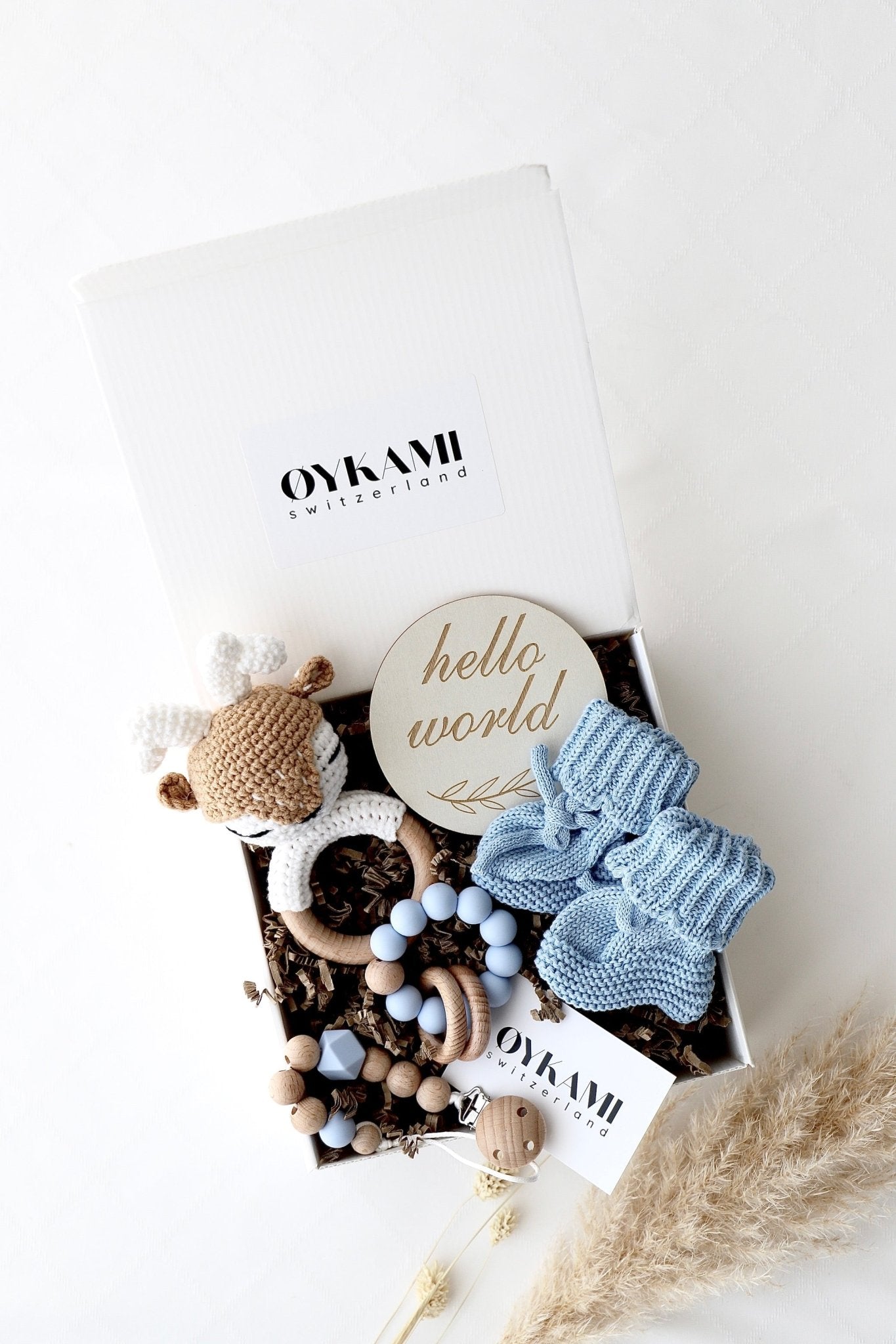 Baby Geschenkbox Blau "Phoenix" Elch - OYKAMI in a box