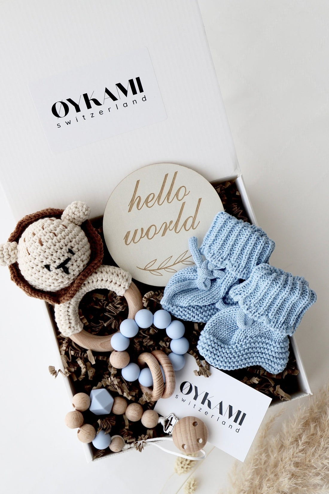 Baby Geschenkbox Blau "Phoenix" Löwe - OYKAMI in a box