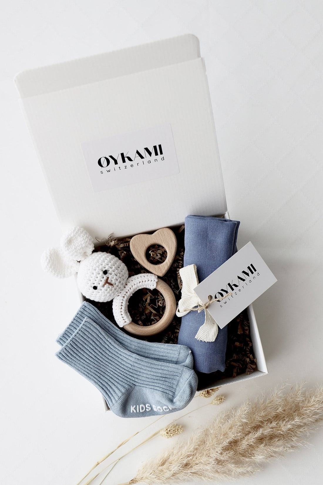 Baby Geschenkbox Blau "Sizilien" Hase - OYKAMI in a box