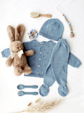 Baby Geschenkbox Bunny Lotti – First Knit Blau - OYKAMI in a box