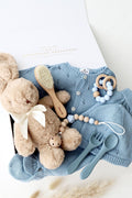 Baby Geschenkbox Bunny Lotti – First Knit Blau - OYKAMI in a box