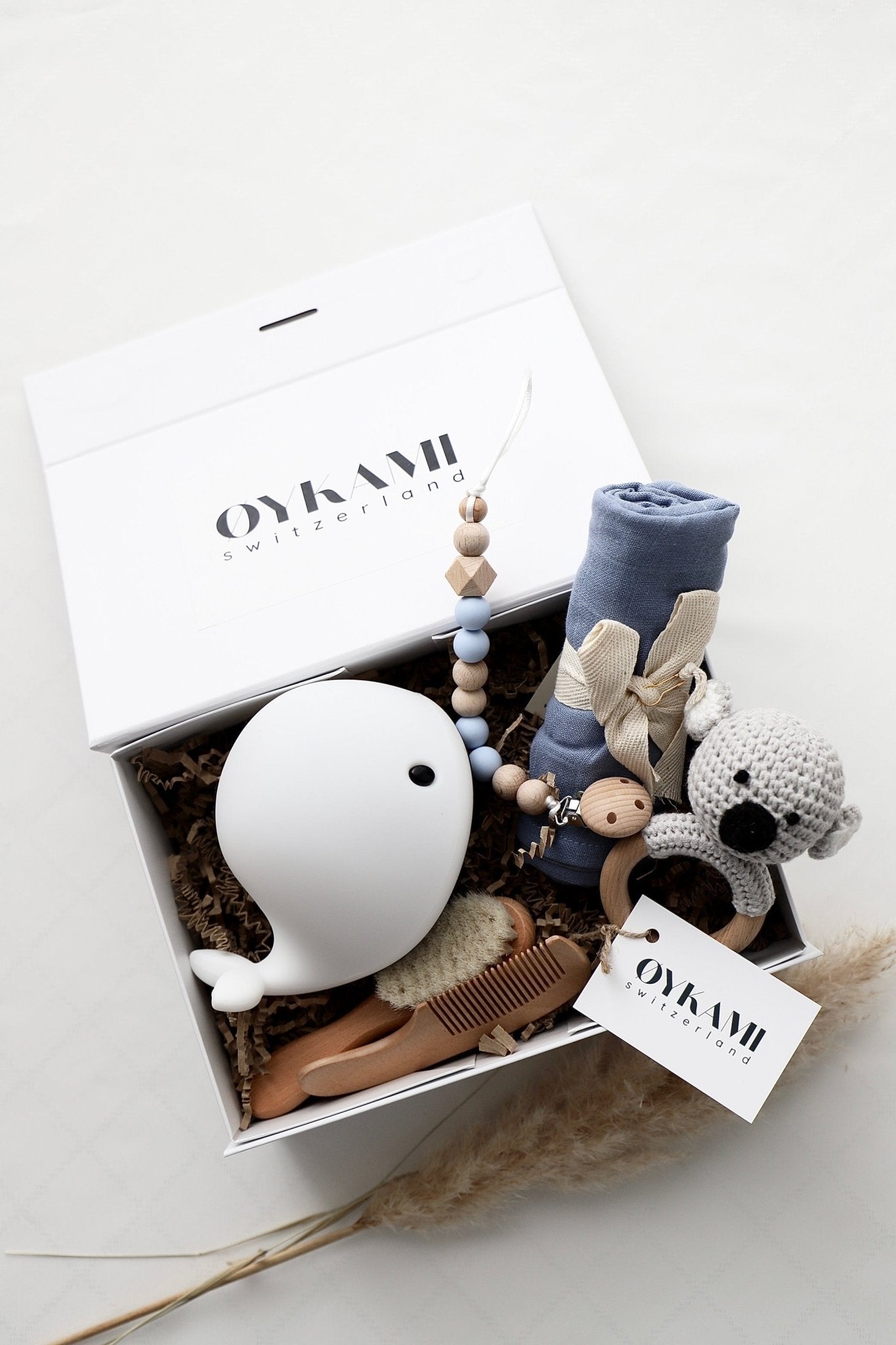 Baby Geschenkbox Junge "Athen" mit Wal Nachtlicht No. 6 - OYKAMI in a box
