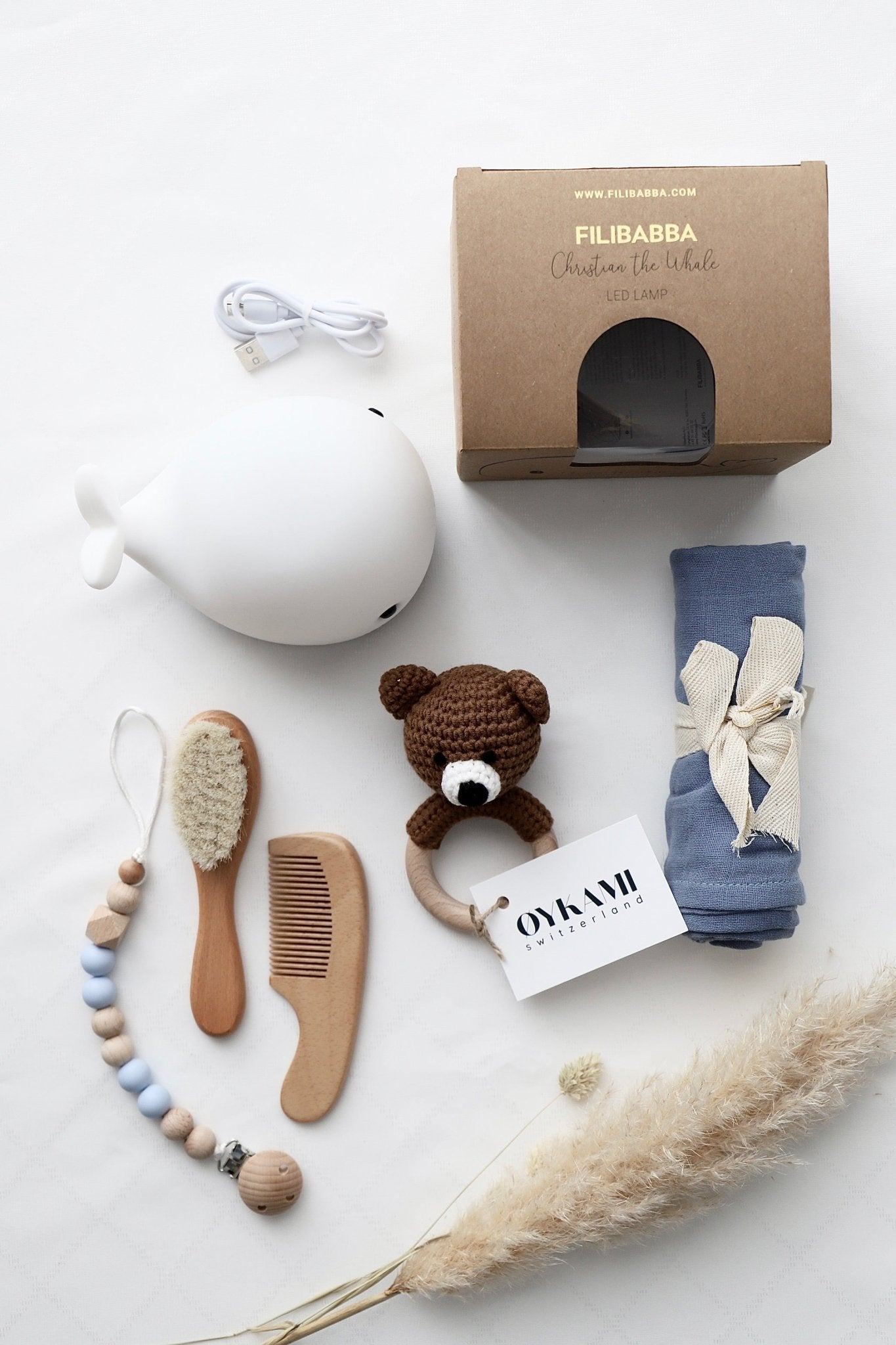 Baby Geschenkbox Junge "Athen" mit Wal Nachtlicht No. 8 - OYKAMI in a box