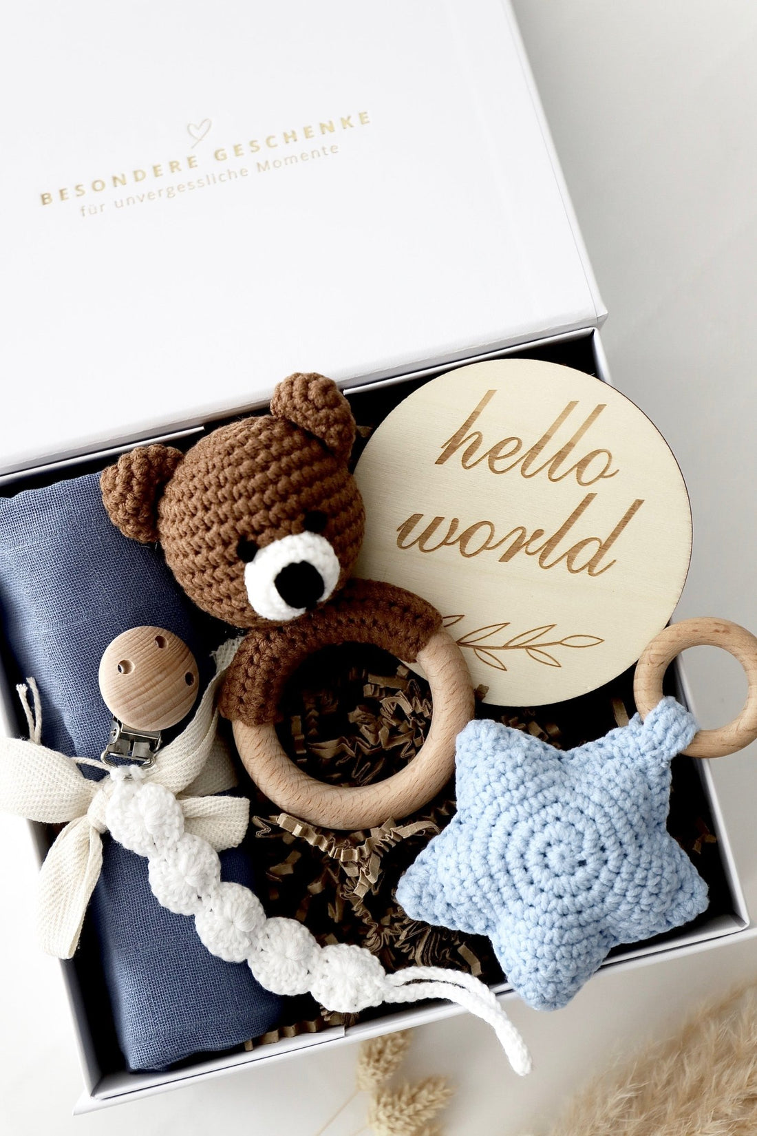 Baby Geschenkbox Junge "Fidschi" mit Bär - OYKAMI in a box