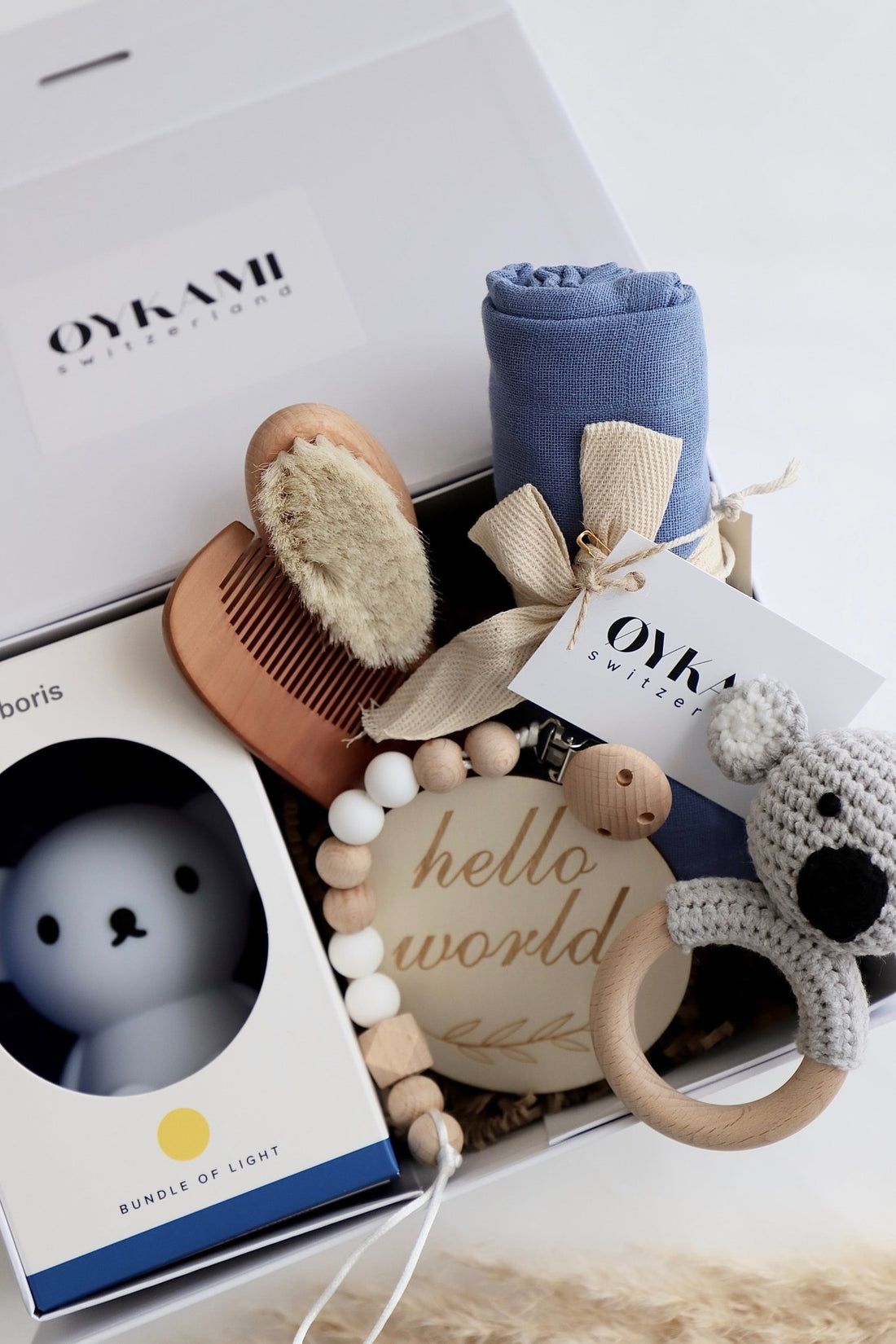 Baby Geschenkbox Junge "Kentucky" mit Boris Nachtlicht und Koala - OYKAMI in a box
