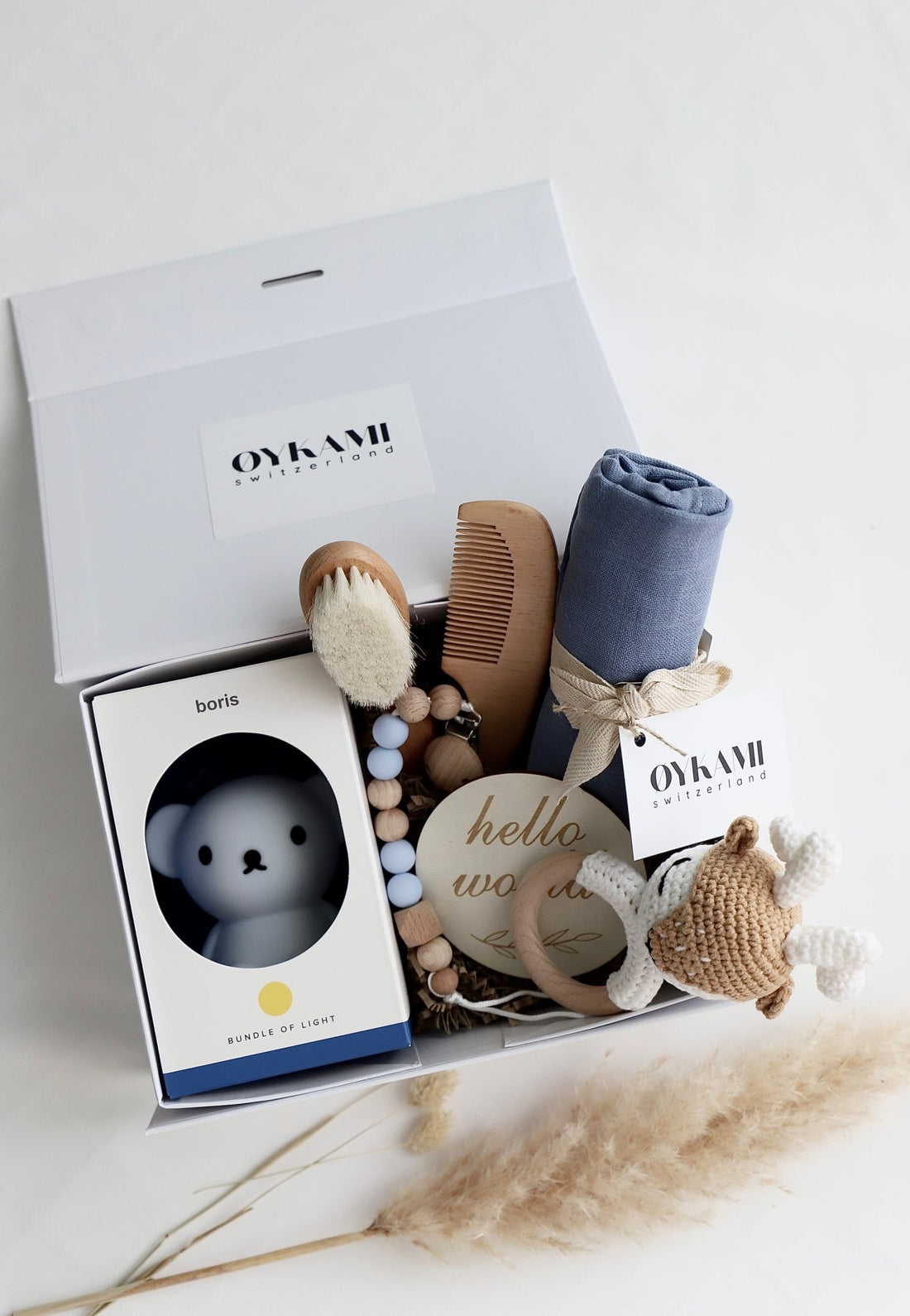 Baby Geschenkbox Junge "Madrit" mit Boris und Elch - OYKAMI in a box