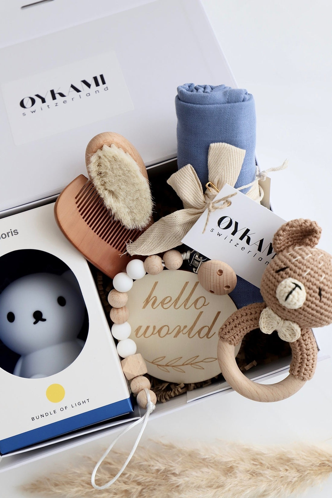 Baby Geschenkbox Junge "Michigan" mit Boris Nachtlicht und Bär - OYKAMI in a box