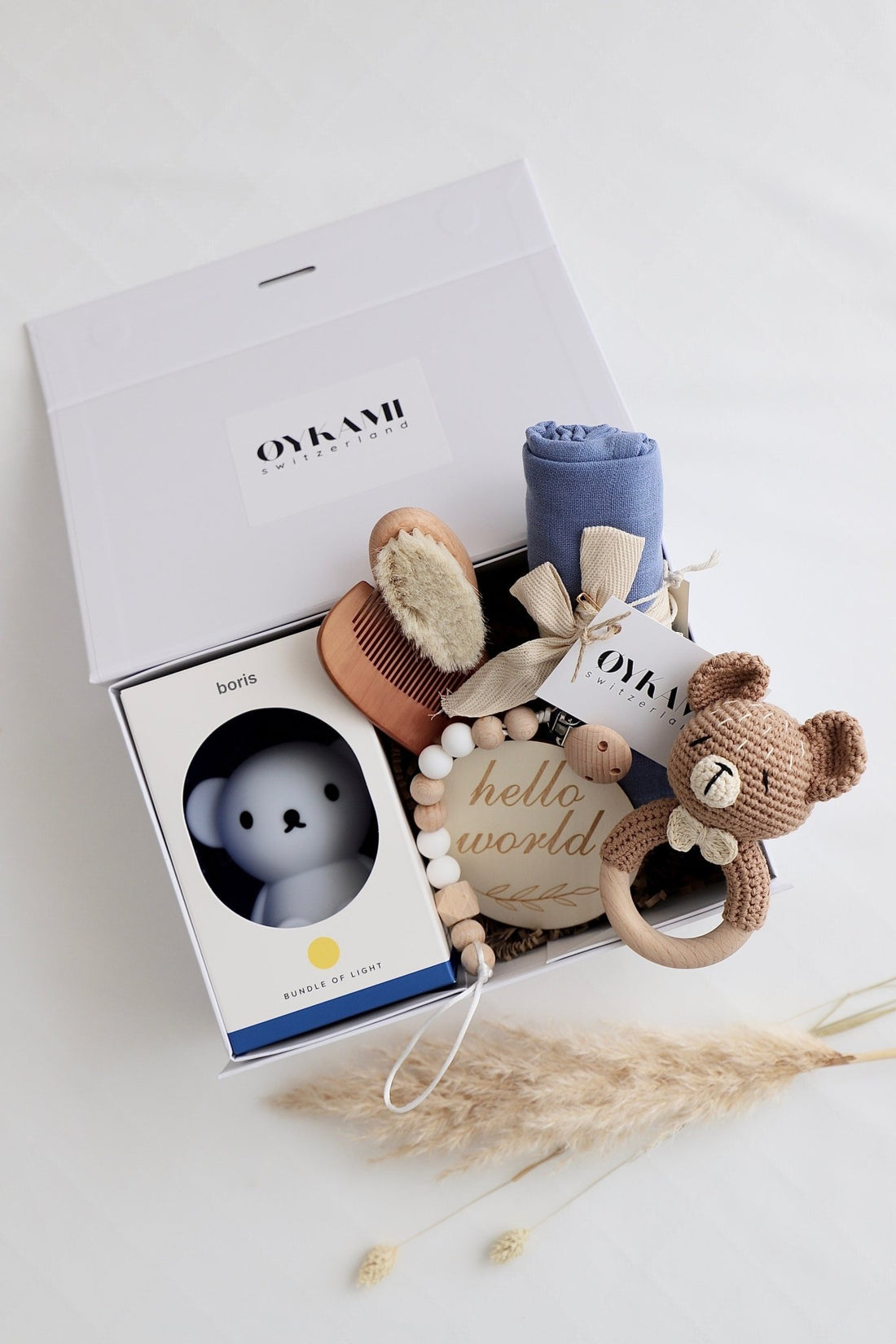 Baby Geschenkbox Junge "Michigan" mit Boris Nachtlicht und Bär - OYKAMI in a box