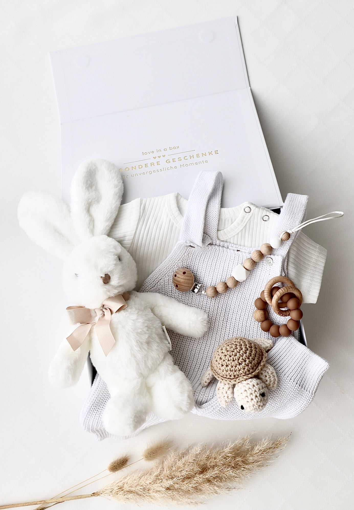 Baby Geschenkbox „Little Journey“ Lotti Weiss - OYKAMI in a box