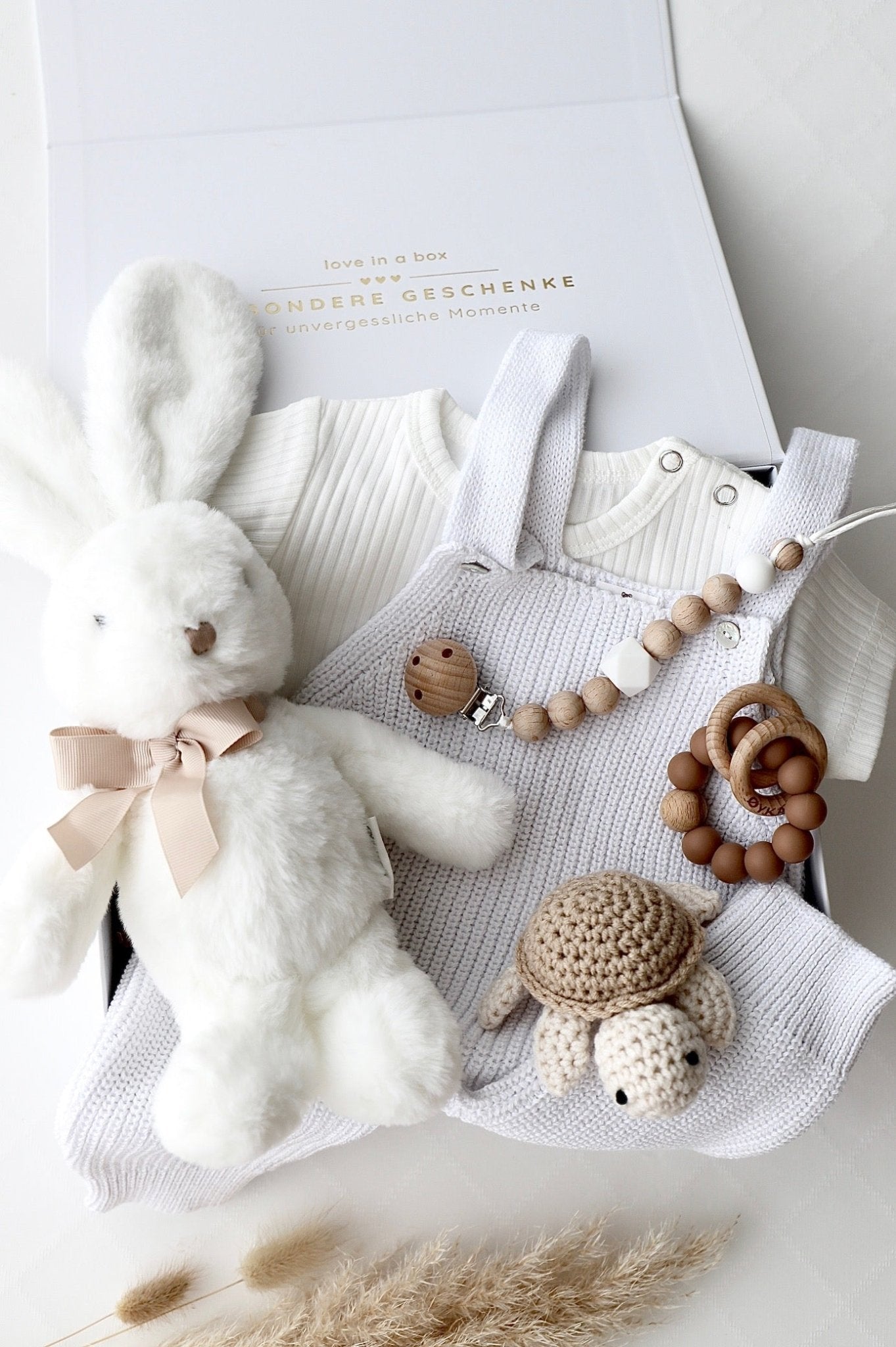Baby Geschenkbox „Little Journey“ Lotti Weiss - OYKAMI in a box