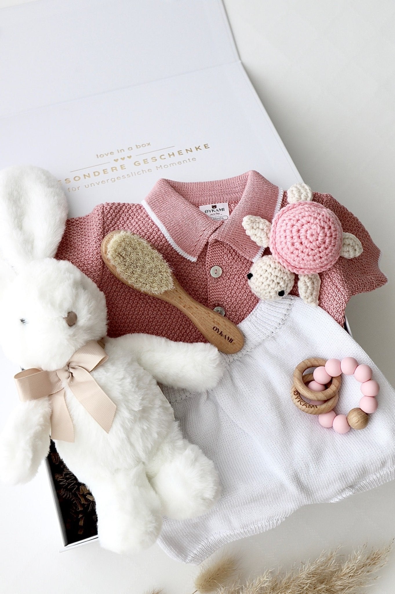 Baby Geschenkbox „Little Turtle“ Rosa Bunny - OYKAMI in a box