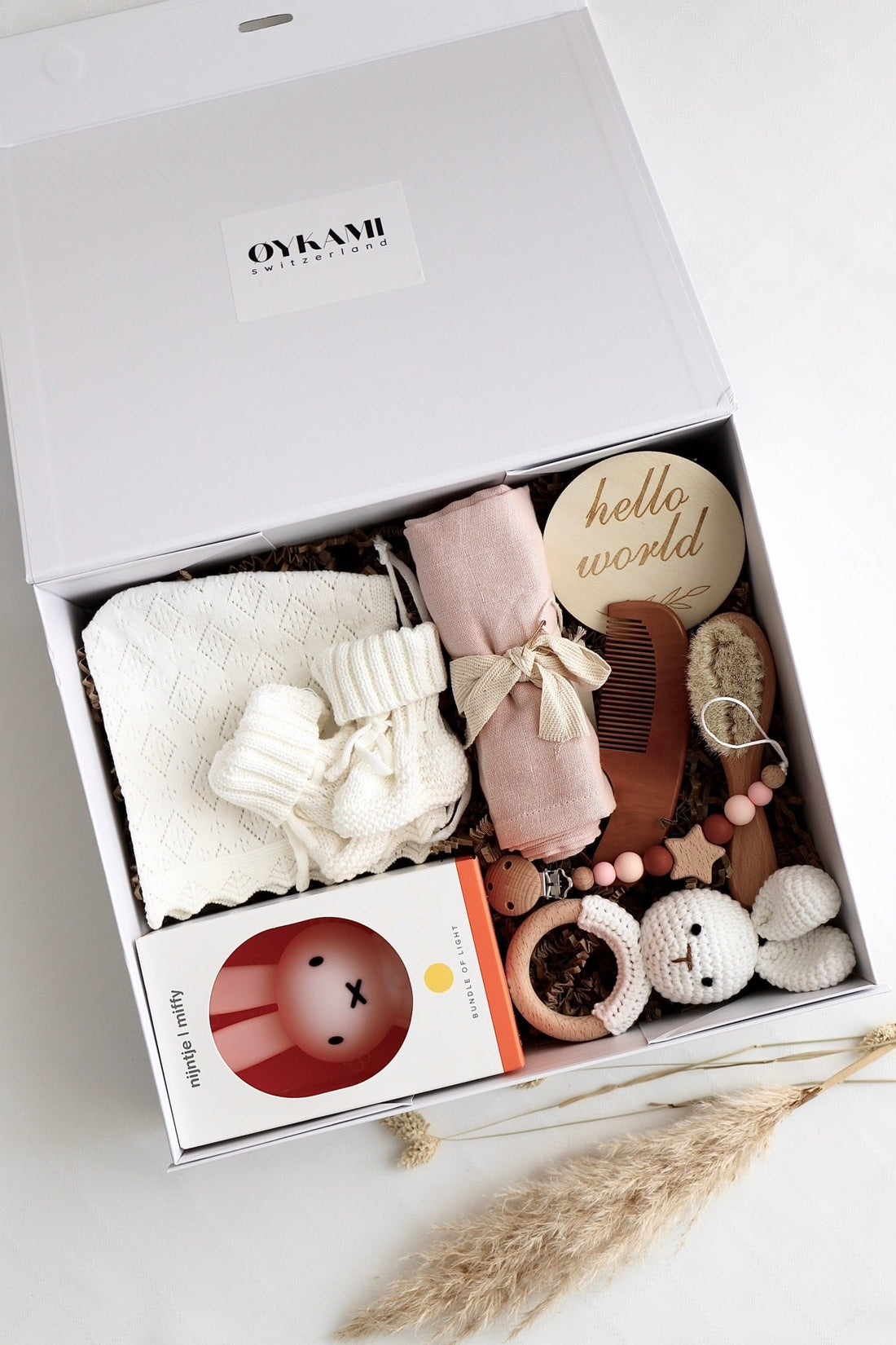 Baby Geschenkbox Mädchen "Arizona" mit Miffy Nachtlicht und Hase - OYKAMI in a box
