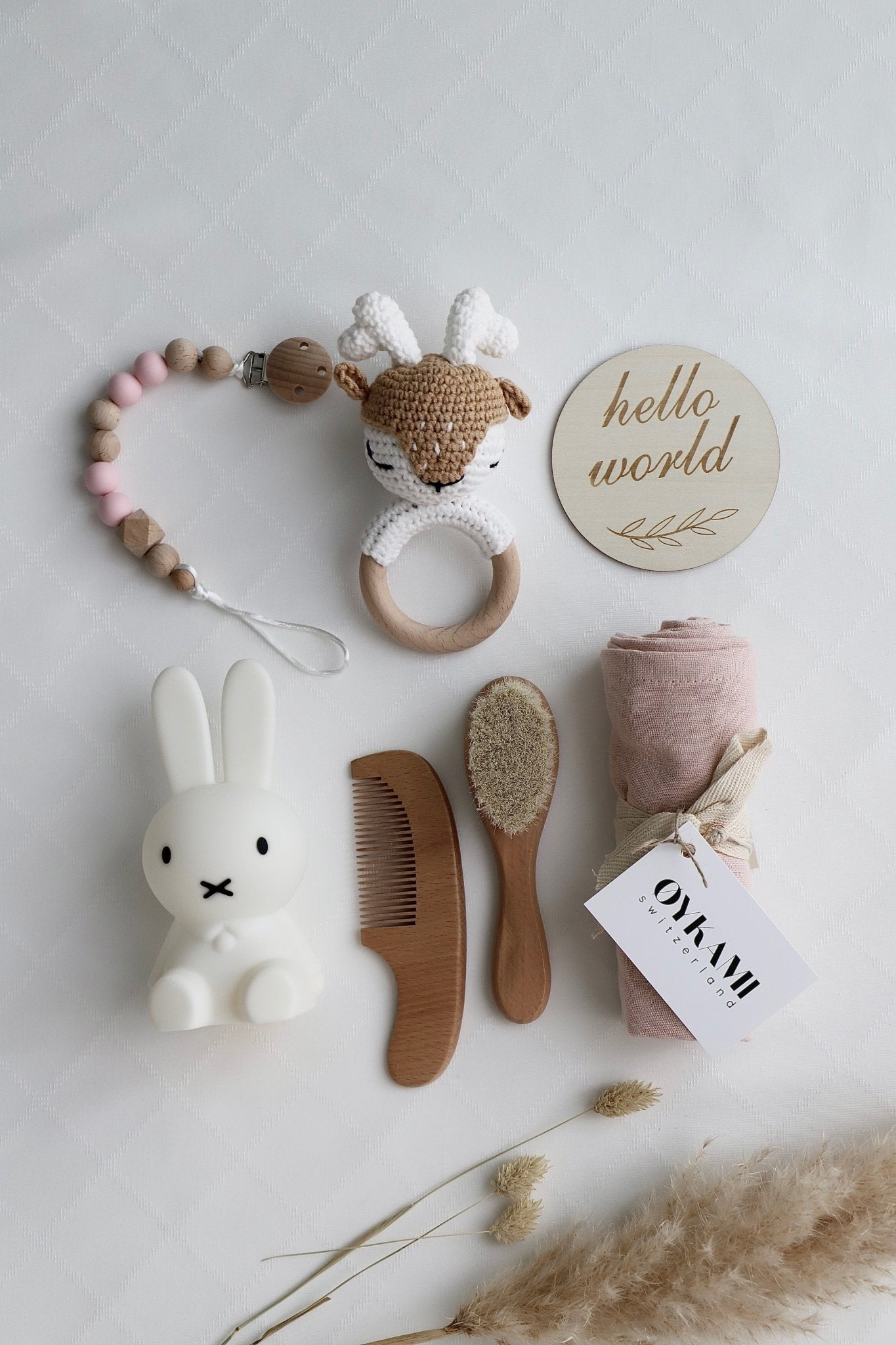 Baby Geschenkbox Mädchen "Casablanca" mit Miffy Nachtlicht und Elch - OYKAMI in a box