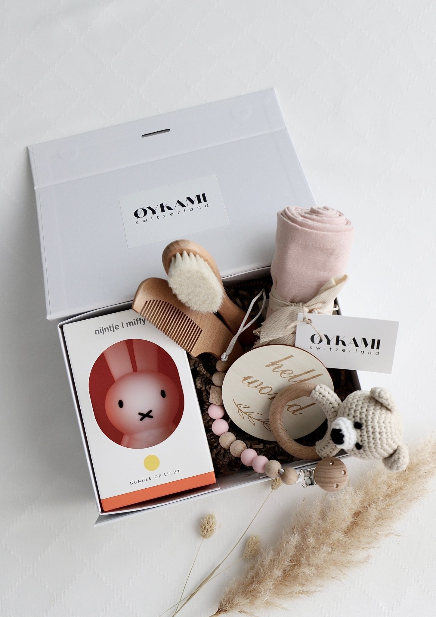 Baby Geschenkbox Mädchen "Casablanca" mit Miffy Nachtlicht und heller Bär - OYKAMI in a box
