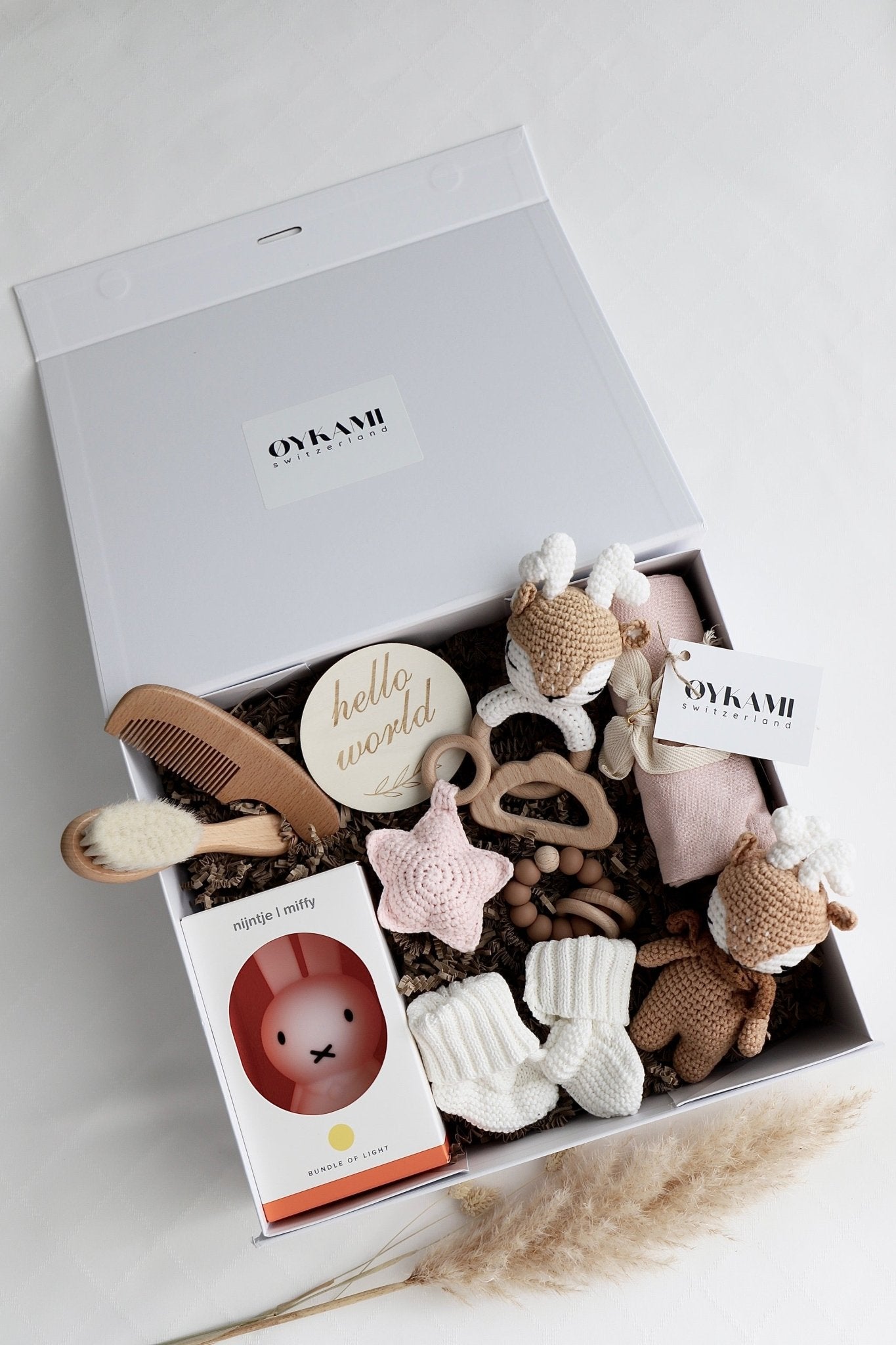 Baby Geschenkbox Mädchen Rosa "Madeira" mit Miffy Nachtlicht und Elch - OYKAMI in a box