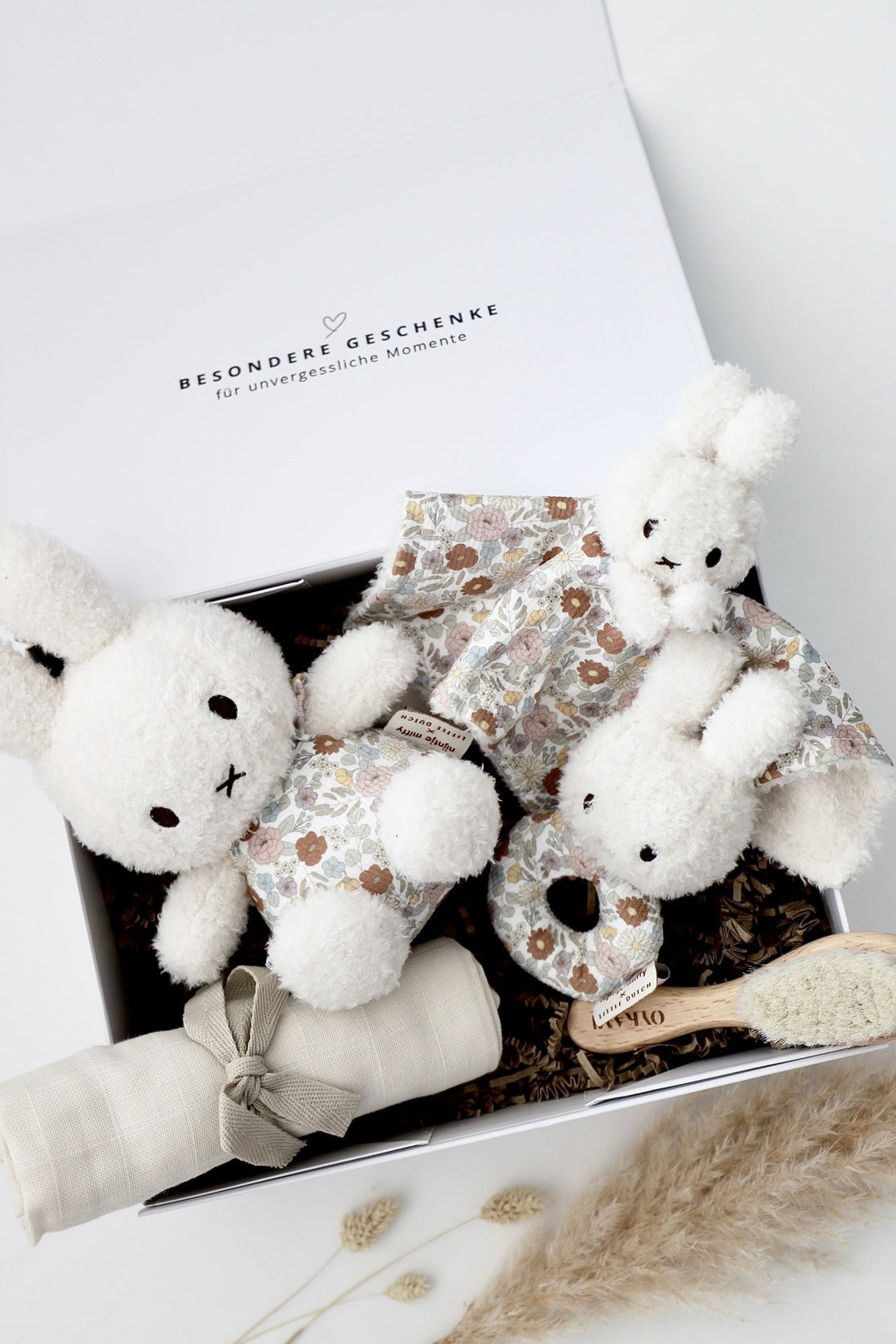 Baby Geschenkbox Miffy little Flowers Beige - OYKAMI in a box