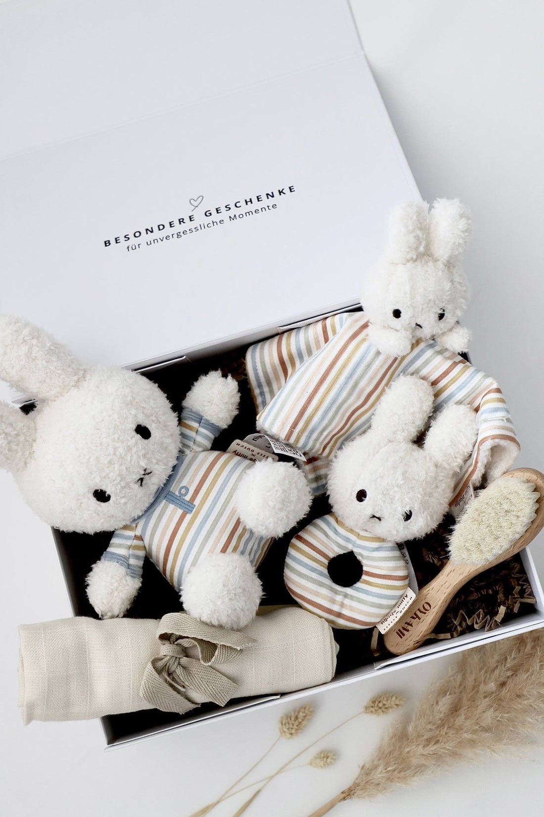 Baby Geschenkbox Miffy Streifen - OYKAMI in a box