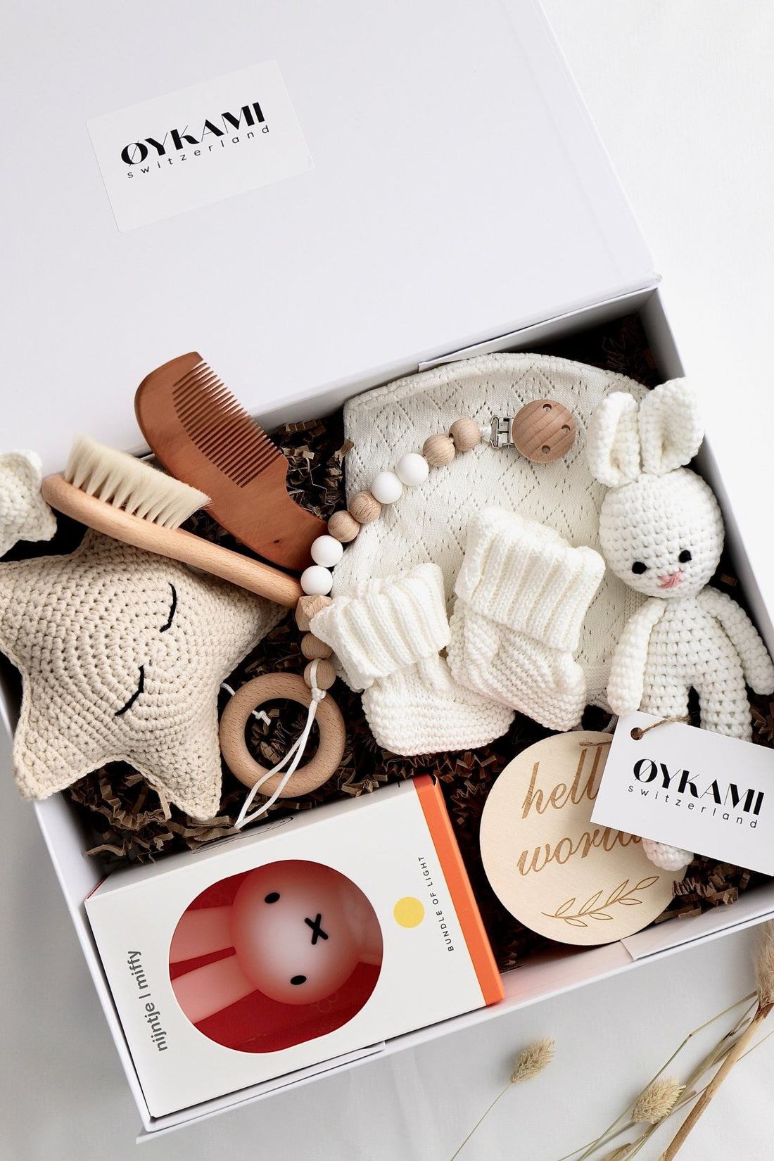 Baby Geschenkbox Neutrale Farben "Savannah" mit Miffy Nachtlicht - OYKAMI in a box