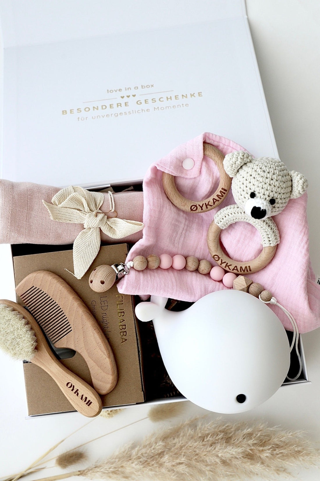 Baby Geschenkbox Rosa "Athen" mit Bär hell - OYKAMI in a box